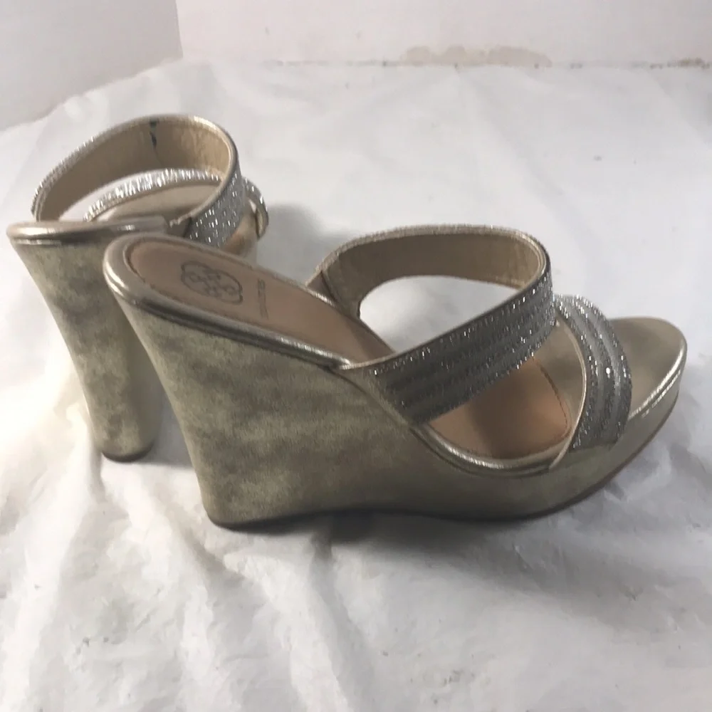 Daisy Fuentes Women’s Metallic Gold High Wedge Sandals with Rhinestone Accents - Picture 6 of 9